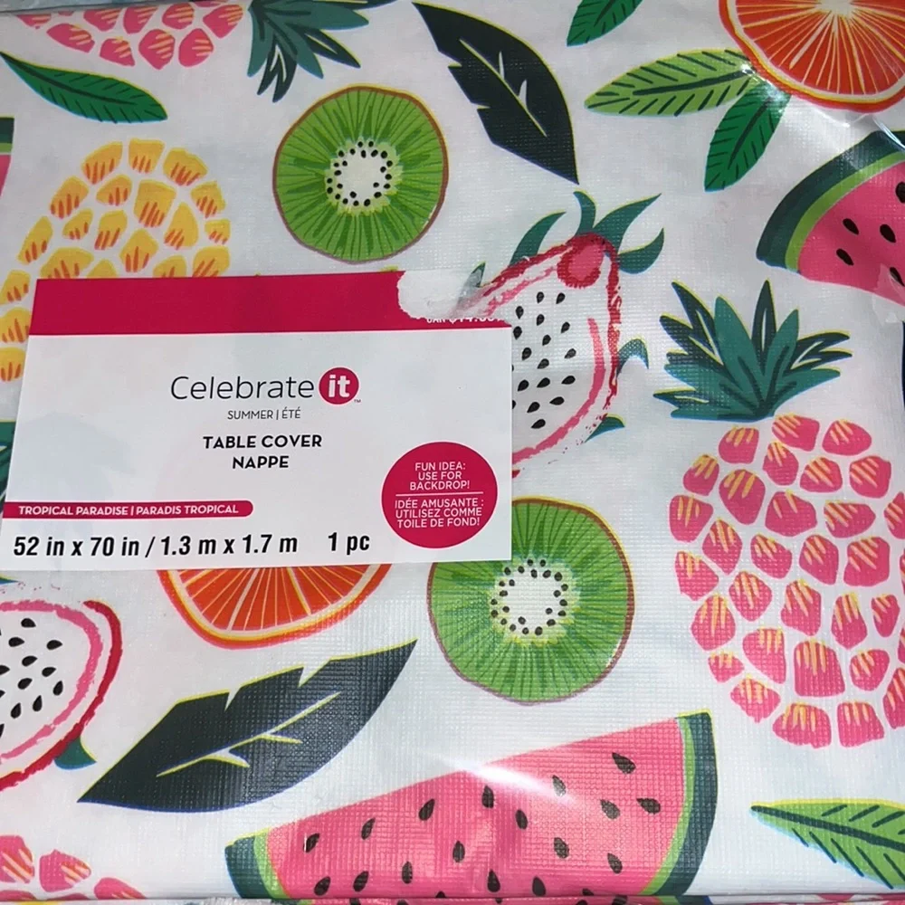 Tropical table cover. NWT. Reusable